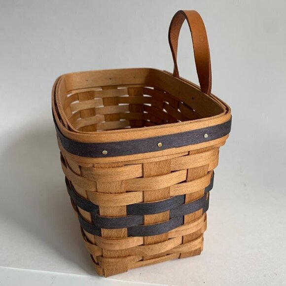 Bradford Basket Company 1990s Hanging Handwoven Vintage Basket - Picture 5 of 8